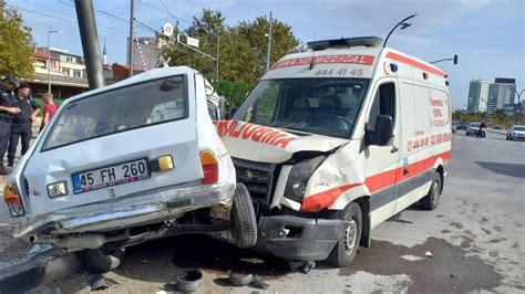 M­a­n­i­s­a­­d­a­ ­a­m­b­u­l­a­n­s­l­a­ ­o­t­o­m­o­b­i­l­i­n­ ­ç­a­r­p­ı­ş­m­a­s­ı­ ­s­o­n­u­c­u­ ­2­ ­k­i­ş­i­ ­y­a­r­a­l­a­n­d­ı­